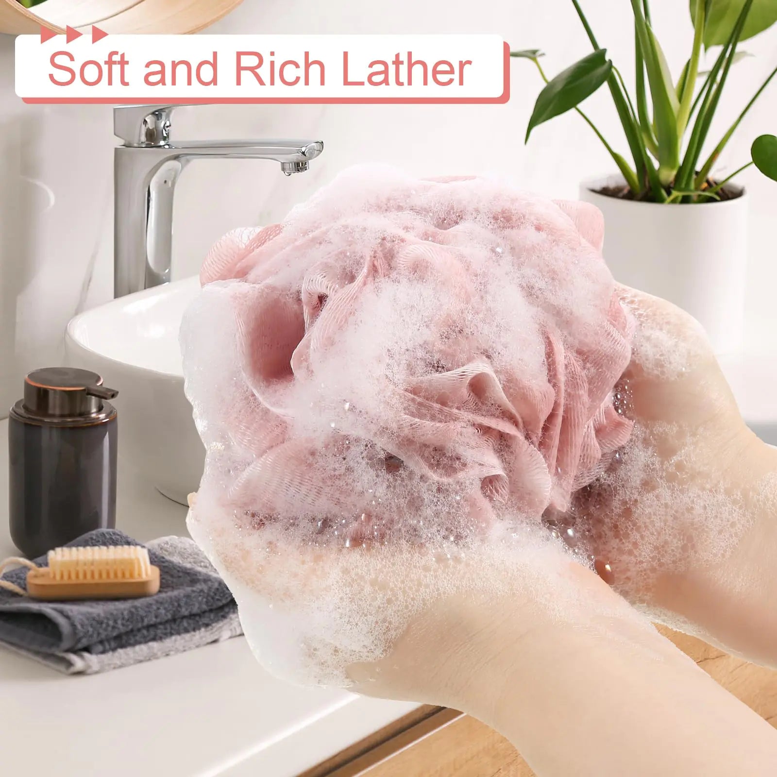 Loofah Sponge Pack of 4, Deep Cleansing Body Scrubber for Shower, Exfoliating Bath Sponge with Handle for Women and Men (001, 50g)