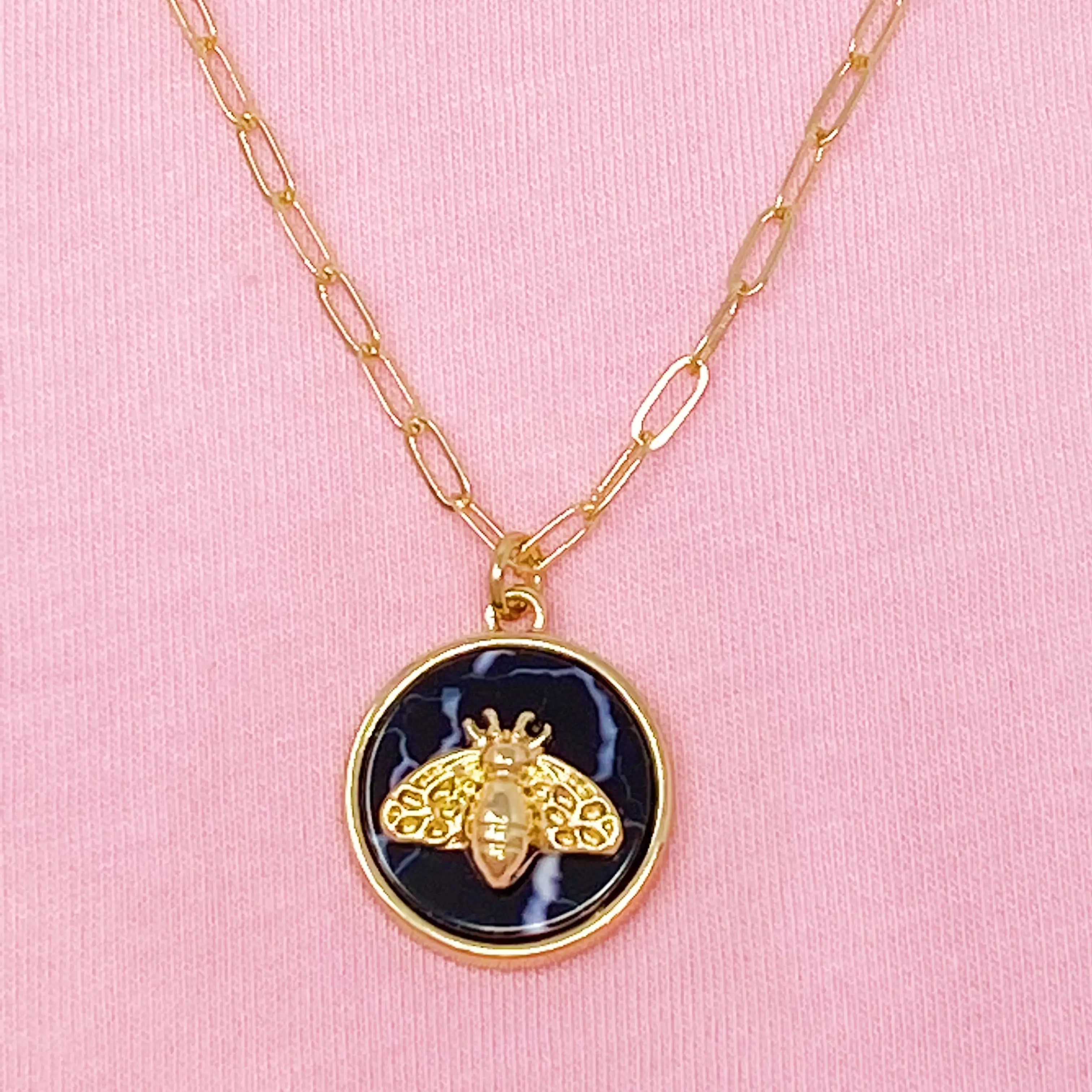 Bee On The Jewel Necklace